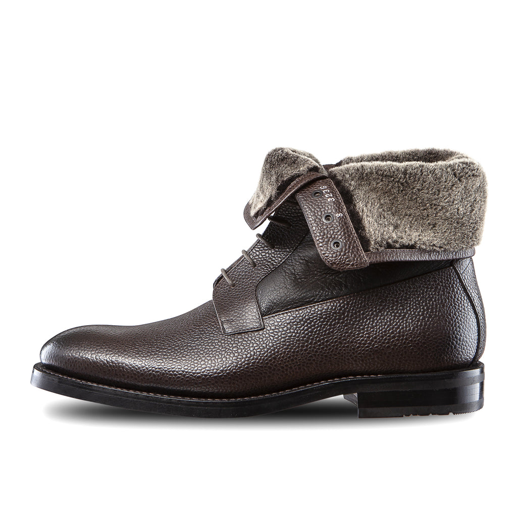 Bottines fourrées montée en cousu goodyear cuir grainé marron  pour l'hiver 