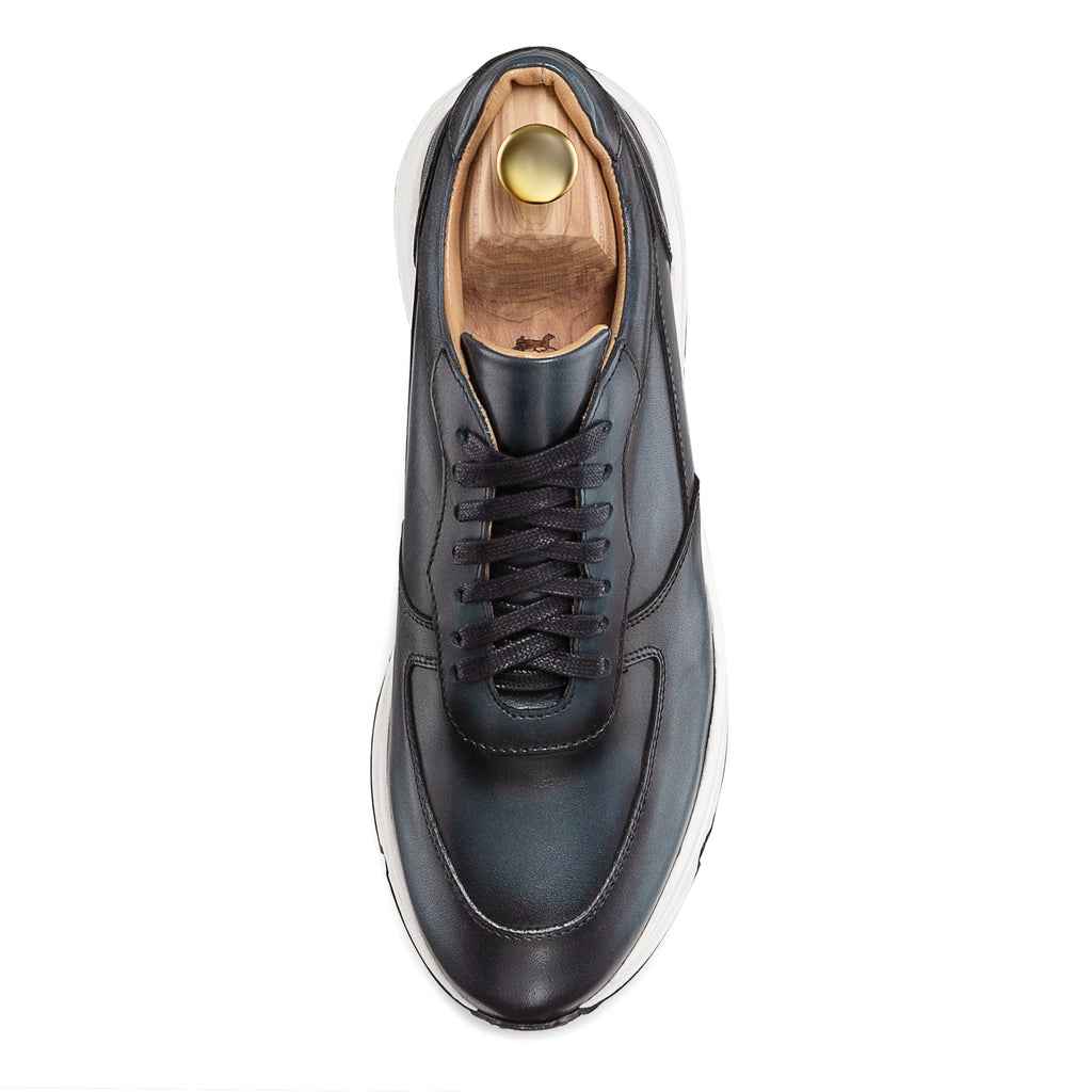 Sneaker en cuir bleu pour hommes Made in Italy. Confort et qualité LodinG