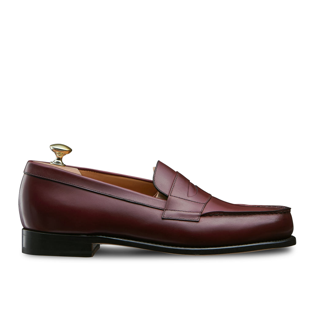 Mocassin en cuir rouge bordeaux d, semelle  cousue Goodyear marque Loding 